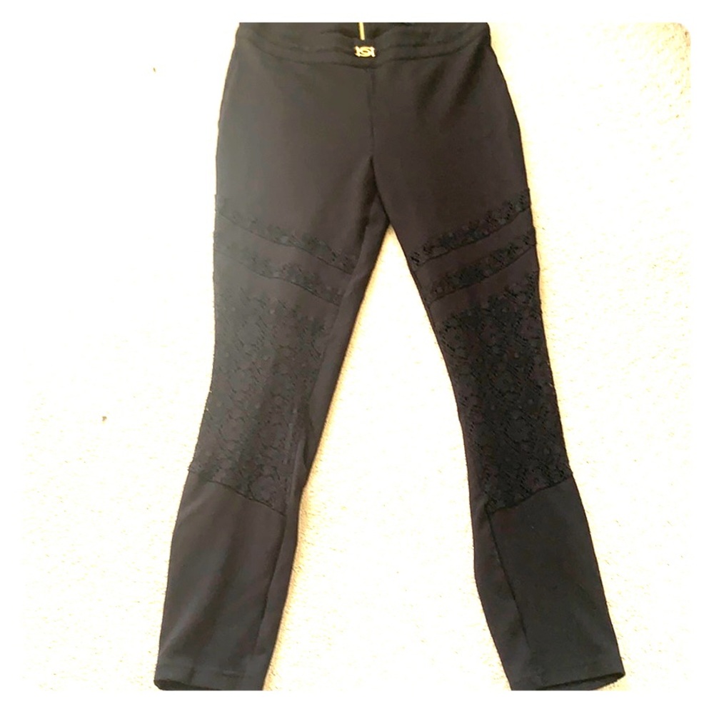 Bebe front lace leggings M